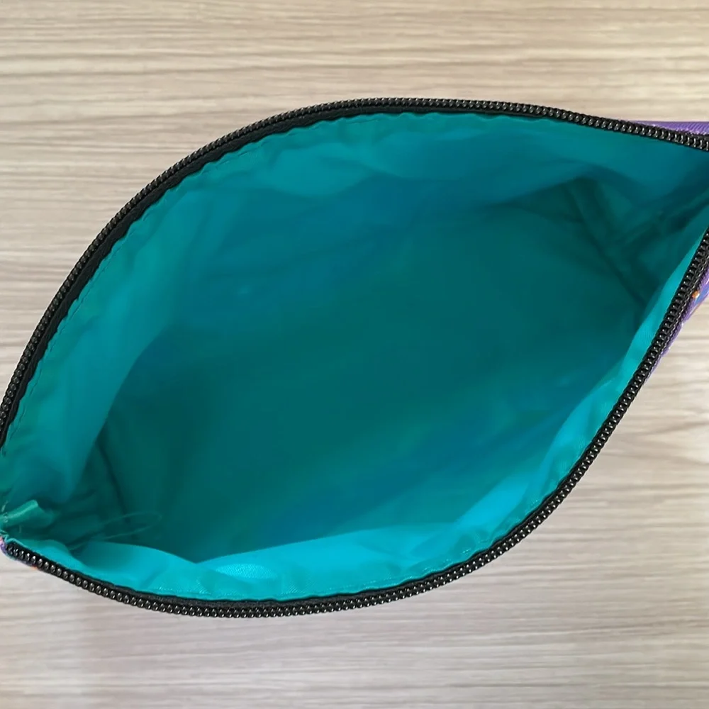 💄👛 2/$15 or 3/$20 Clinique Cosmetic Bag